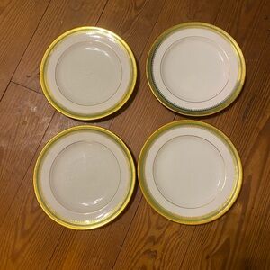 Spode Dinner Plates Set of 4